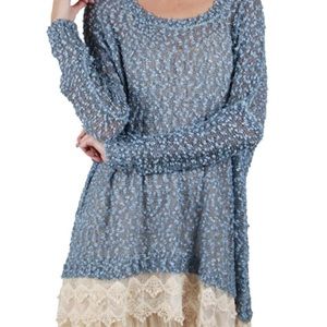 RYU pullover oversized blue tunic with lace detail
